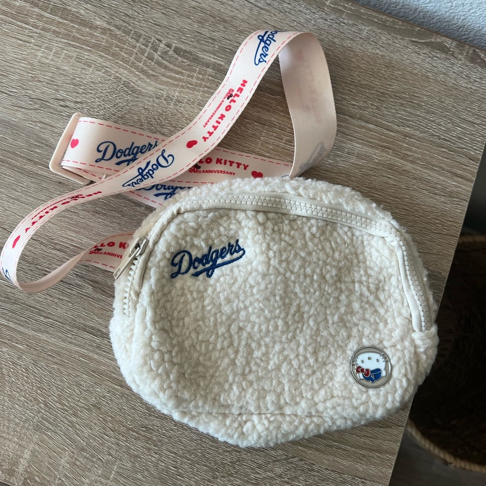 Dodger hello kitty Fanny pack